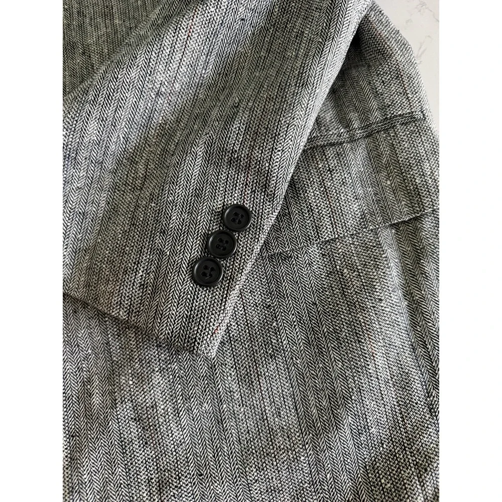 Pierre Balmain Blazer Mens 38L Gray 100% Silk Herringbone Two Button Sport Coat